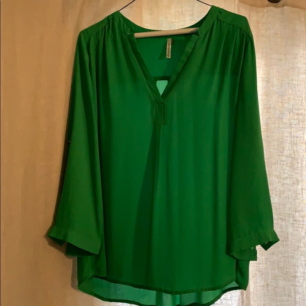 Green blouse